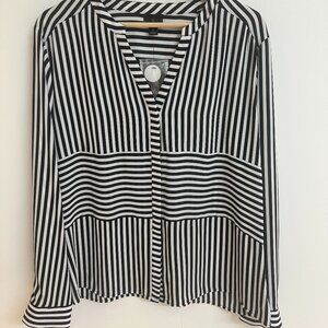 NWT - Women's Blouse - Worthington by JCPenney